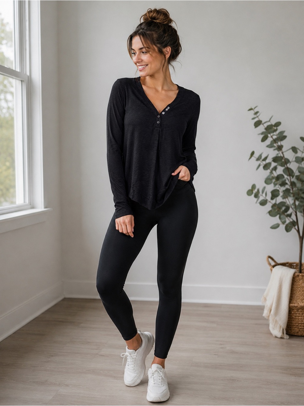 Wilt Long Sleeve V-Neck Raw Hem Shirttail Top Women XS Black Slub Knit Made USA